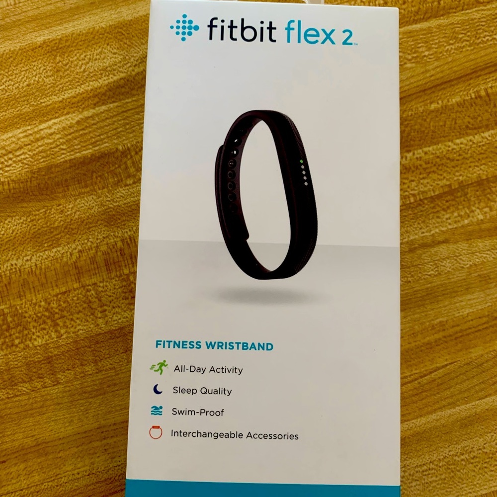 Fit bit 2 flex watch or necklace 😊💕